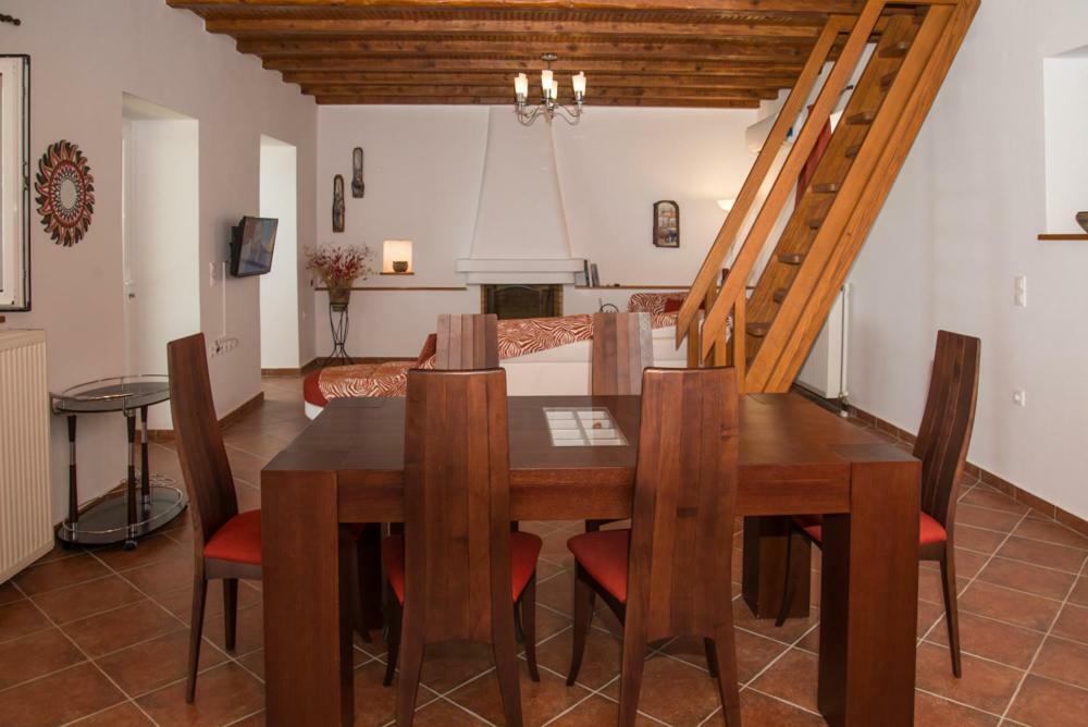Olea Escape Villa In An Olive Estate ยีธิโอ ภายนอก รูปภาพ