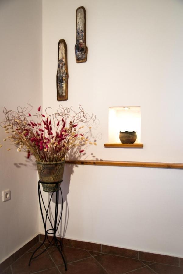 Olea Escape Villa In An Olive Estate ยีธิโอ ภายนอก รูปภาพ